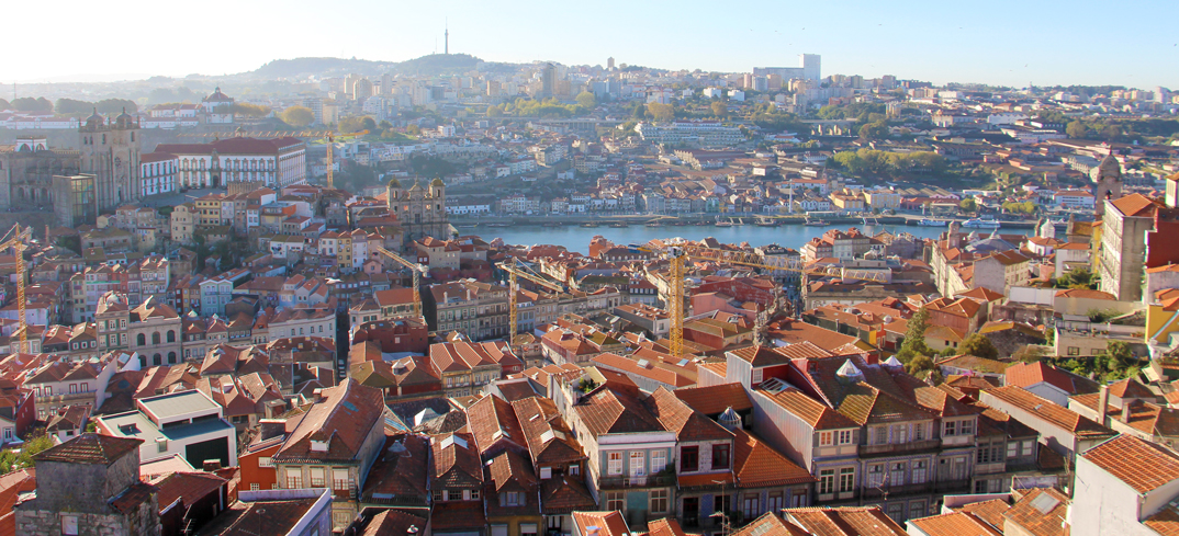 Ausblick auf den Douro vom Torre dos Clérigos